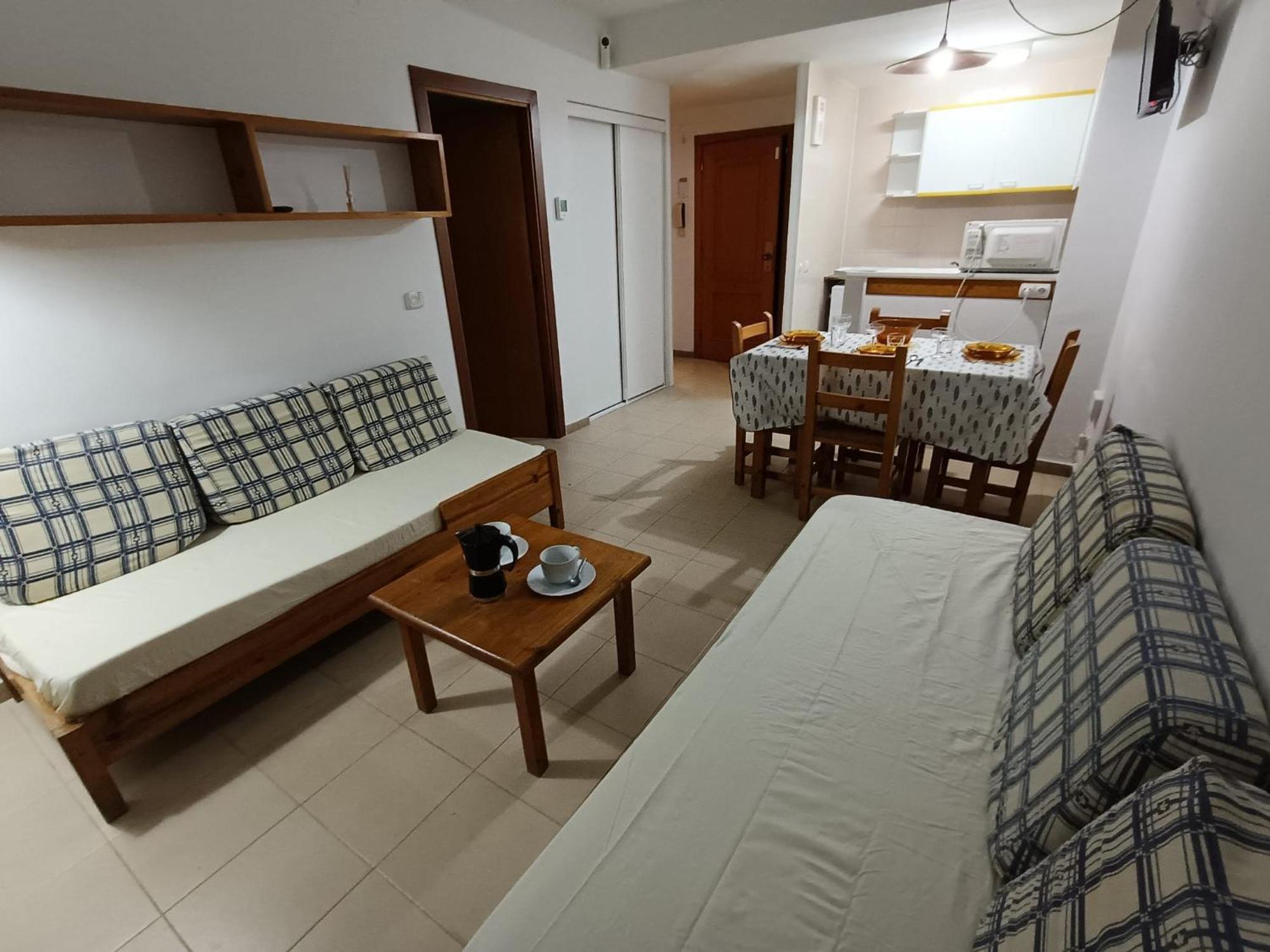 Apcostas Els Pins Lotus Apartment Blanes Luaran gambar