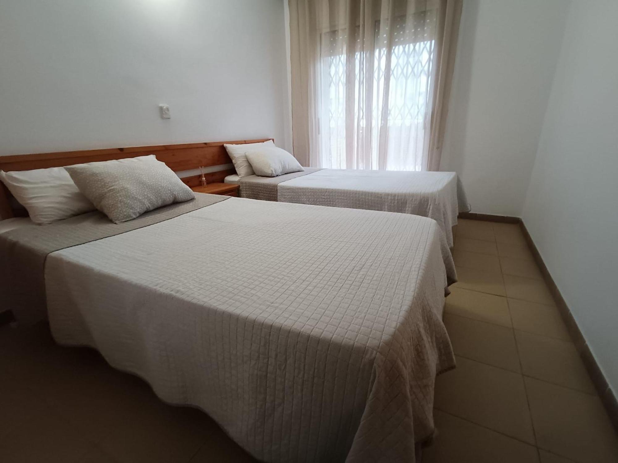 Apcostas Els Pins Lotus Apartment Blanes Luaran gambar